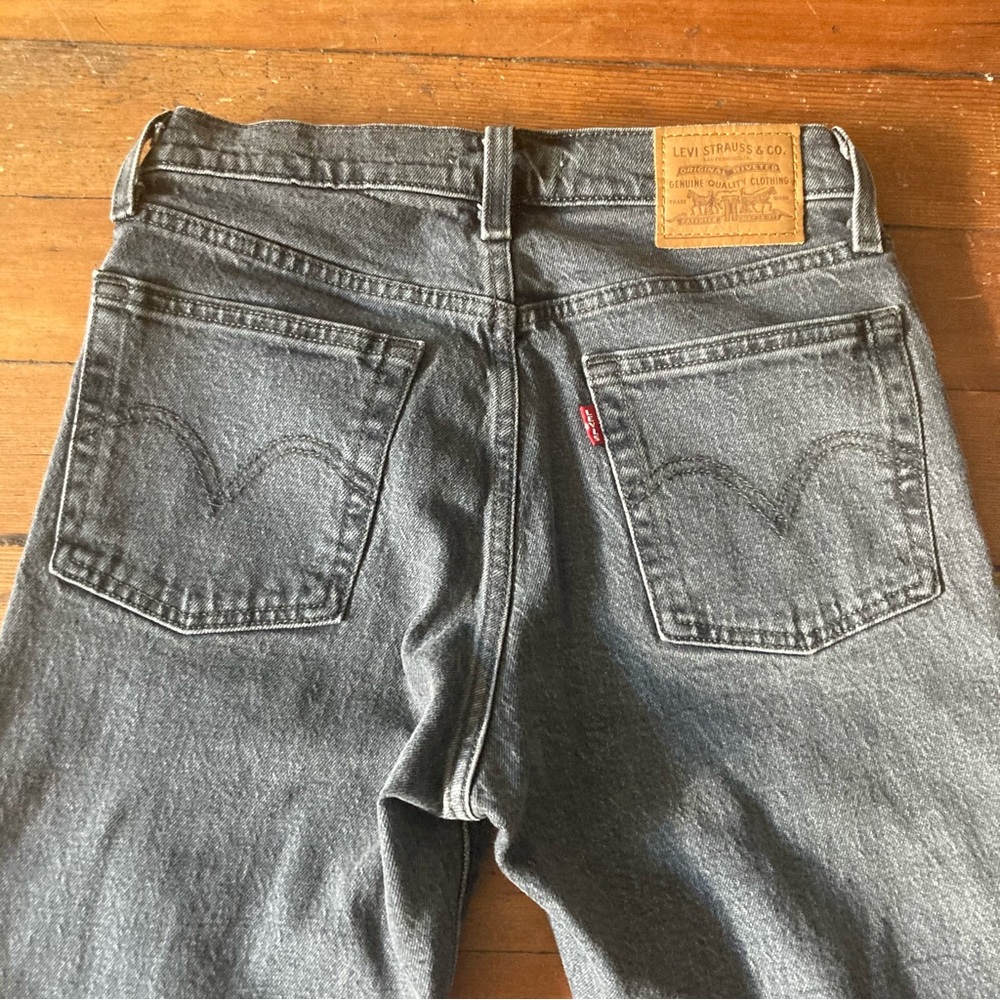 Levi’s Wedgie 25 - Picture 9 of 10